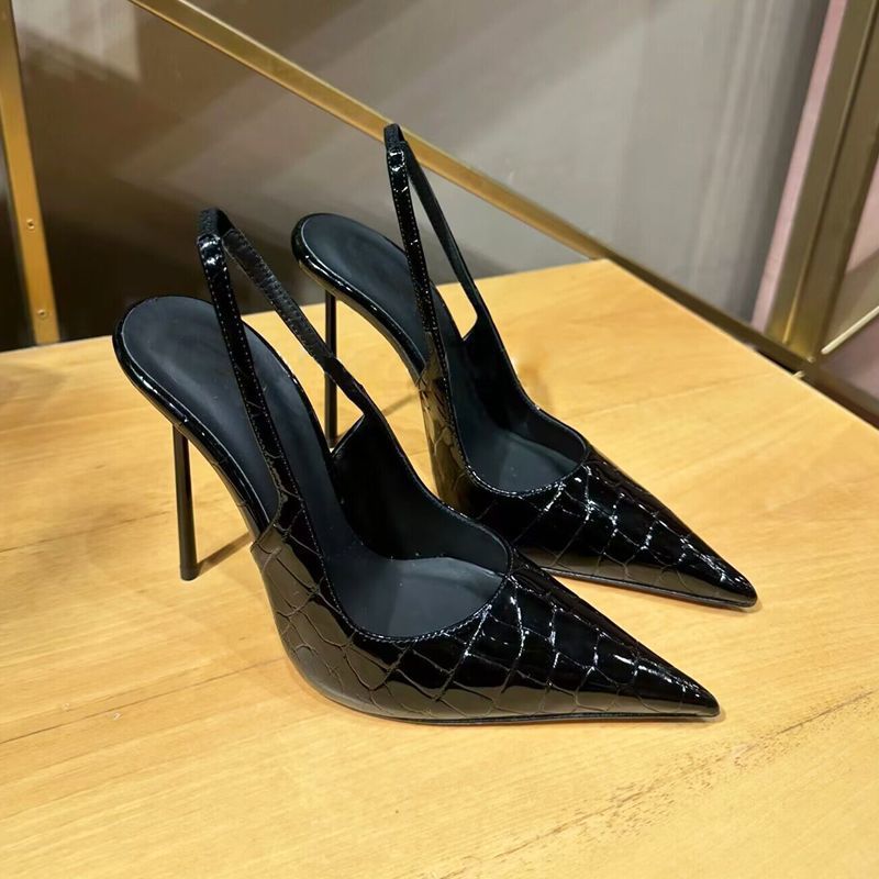 Women Fashion Trend 2026 - New Simple Pointed Back Hollow Sandals