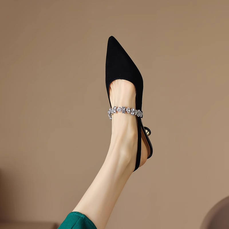 French Slip with Rhinestone St - Women Fashion Trend 2026 recensie en prijs