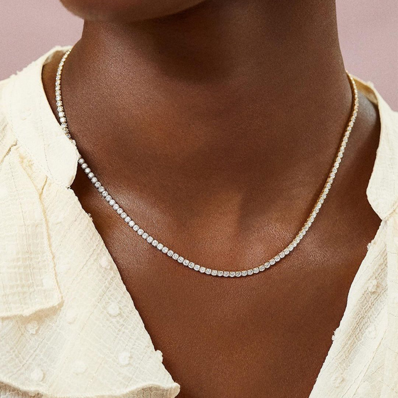 5A White Cubic Zirconia Paved  - Women'S Day Fashion Show recensie en prijs