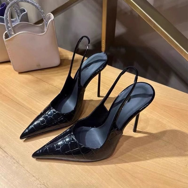 New Simple Pointed Back Hollow - Women Fashion Trend 2026 recensie en prijs