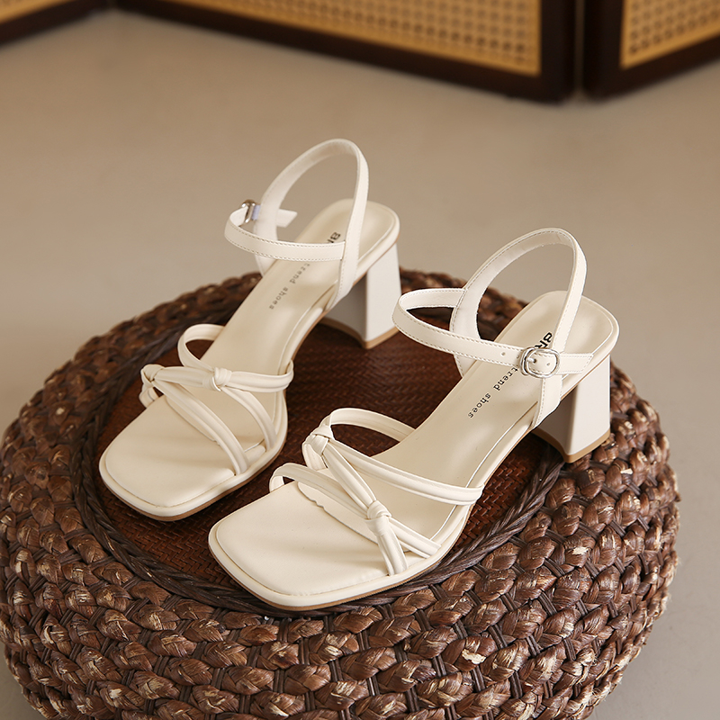 Silver Beautiful High Heels 20 - Women Fashion Trend 2025 recensie en prijs