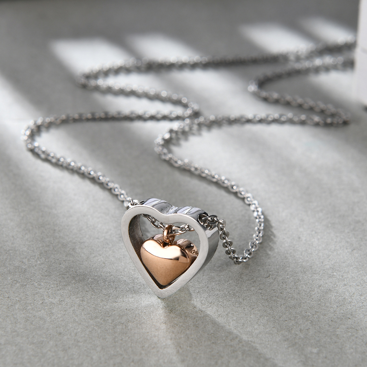 Double Love Heart Stainless St - Women'S Day Fashion Show recensie en prijs