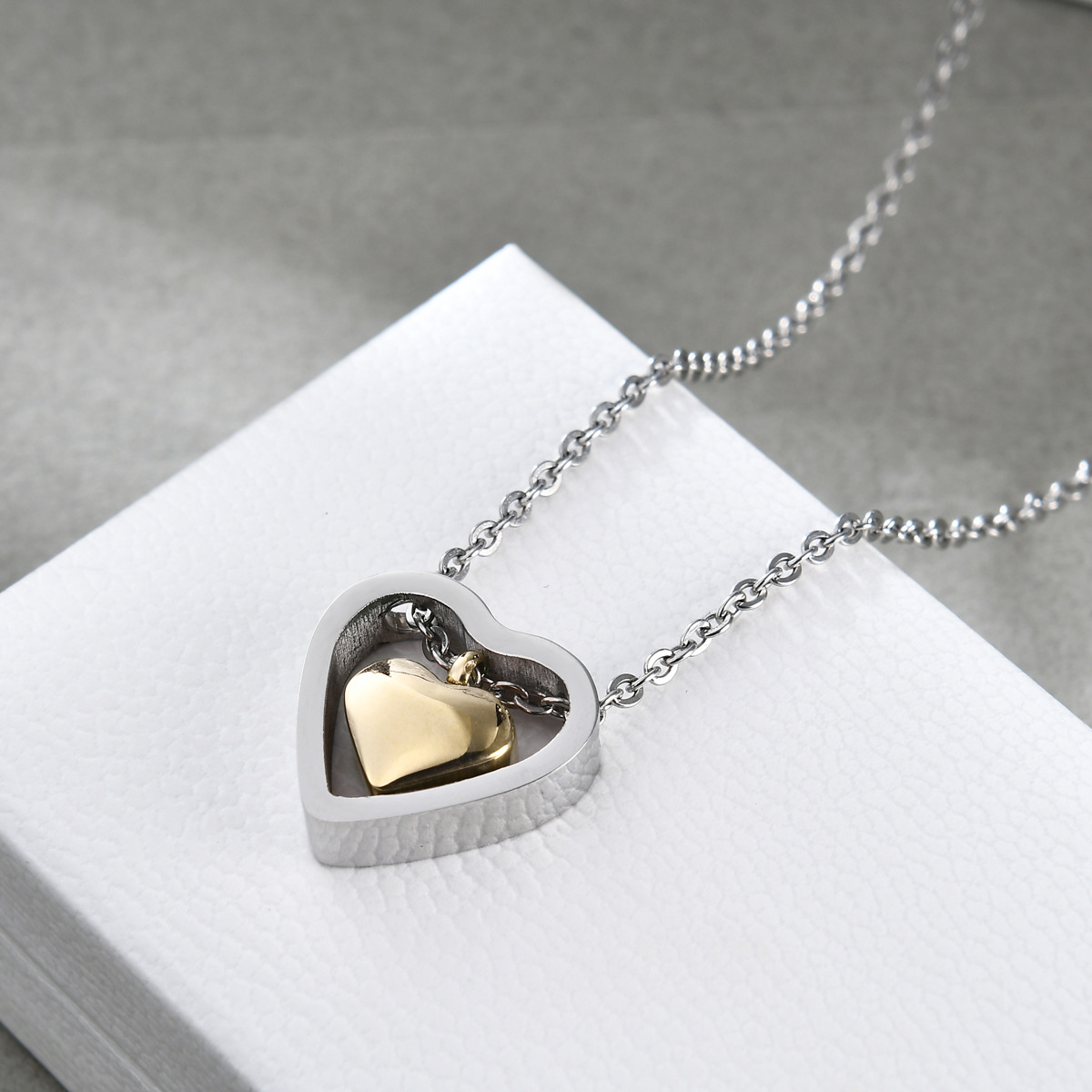Double Love Heart Stainless St - Women'S Day Fashion Show recensie en prijs